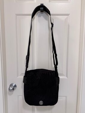 Crumpler laptop bag